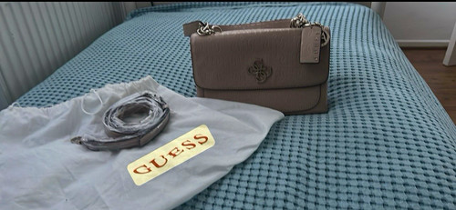 Guess beige logo faux leather - beige,